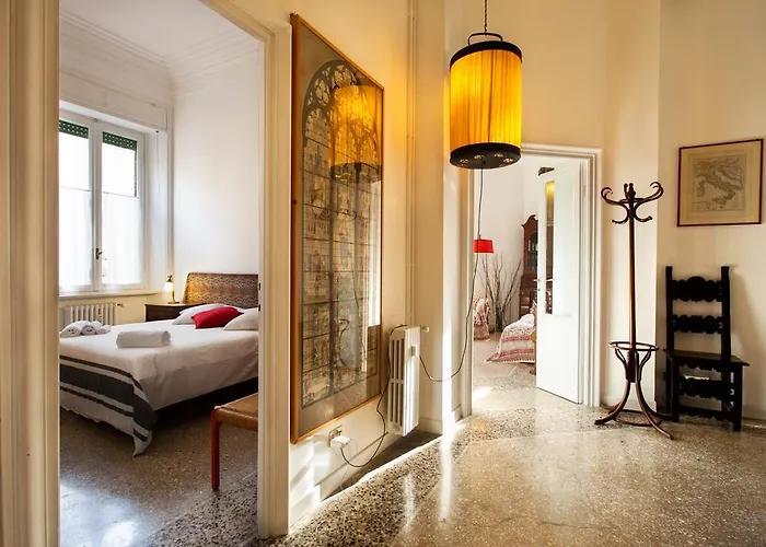 Apartment Wanderlust - Fromhometorome *
